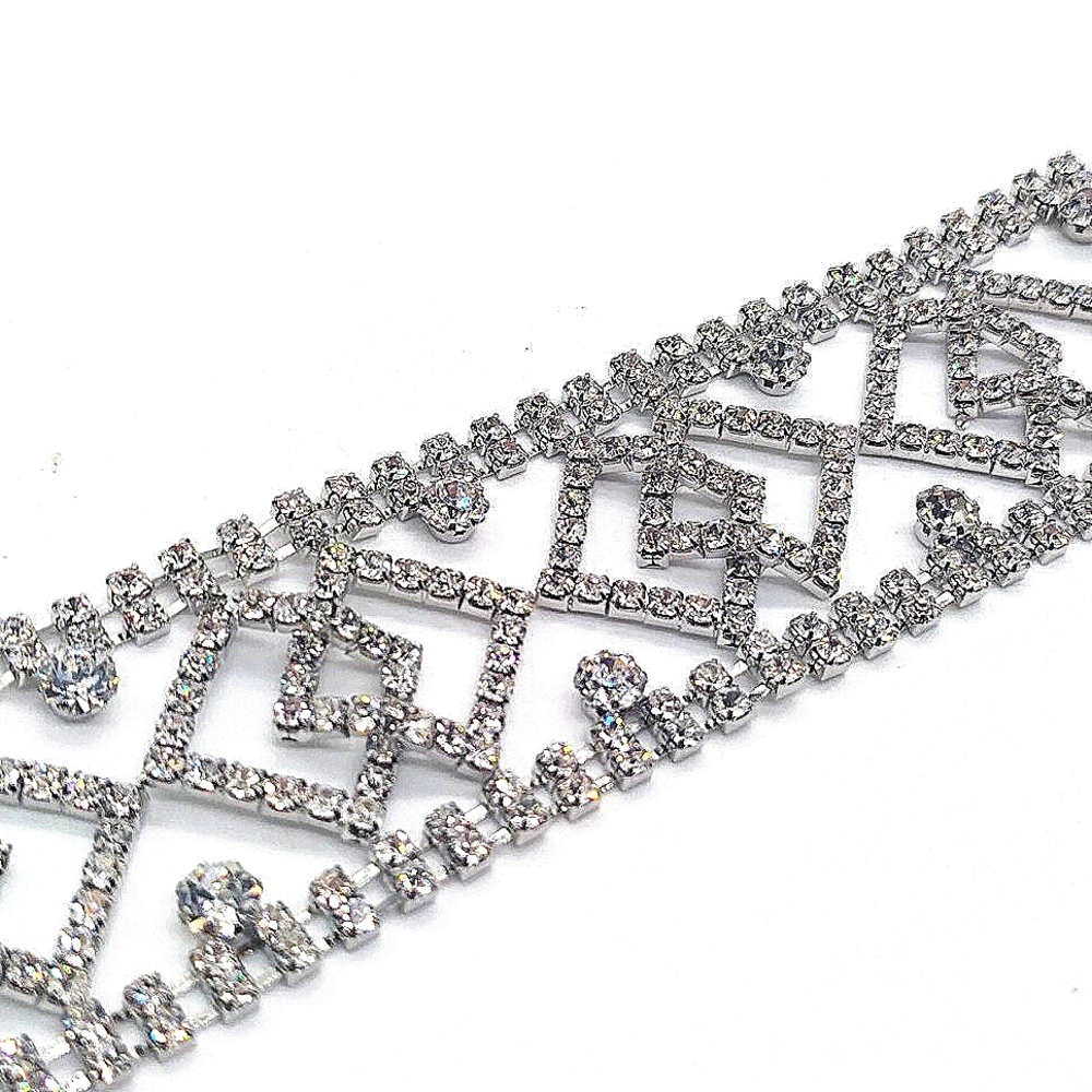 CACHE Crystal Tennis Bracelet and Dangle Chandelier Earrings Set in Silver - Picture 3 of 9